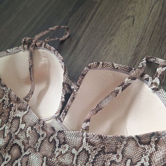 💙 Kona Sol One Piece Swimsuit Reptile Snake Print Stomach Flattering Size L - Picture 5 of 8